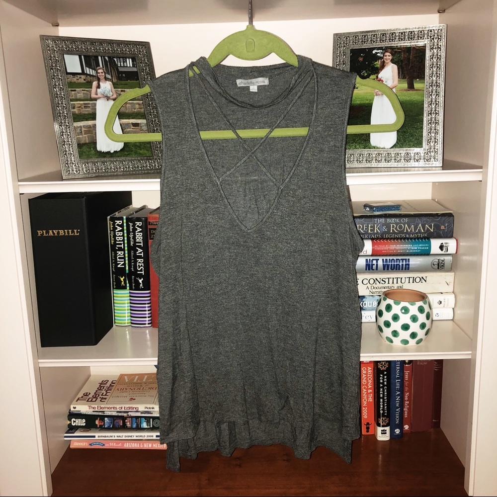 [Charlotte Russe] Criss cross tank